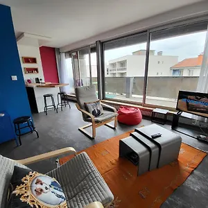  Appartement Pied à Terre Avec Parking Privé France
