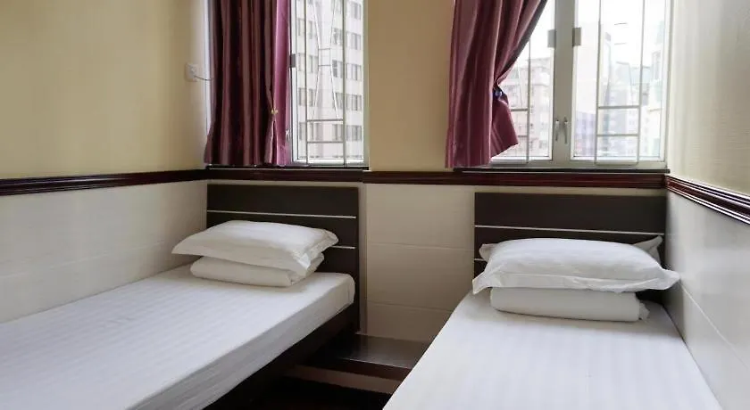 Alloggio in famiglia National Inn Hong Kong